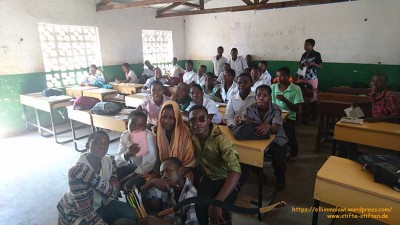 Schüler in Malawi an der Tawuka Private School