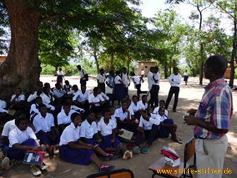 Schule in Malawi, Schule im Freien
