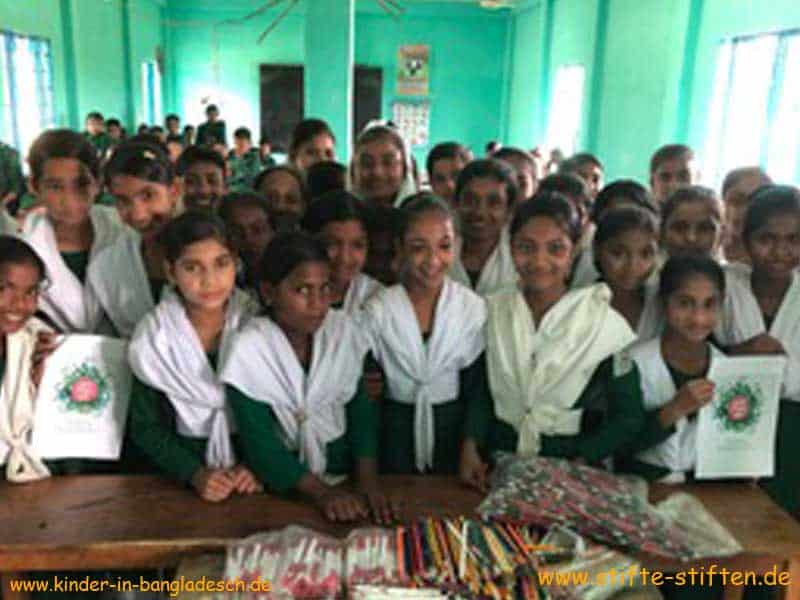 Ein Klassenzimmer in Bangladesch